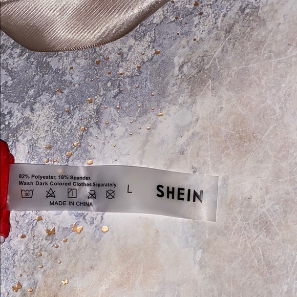 shein red and white floral bikini bottoms - Picture 2 of 4